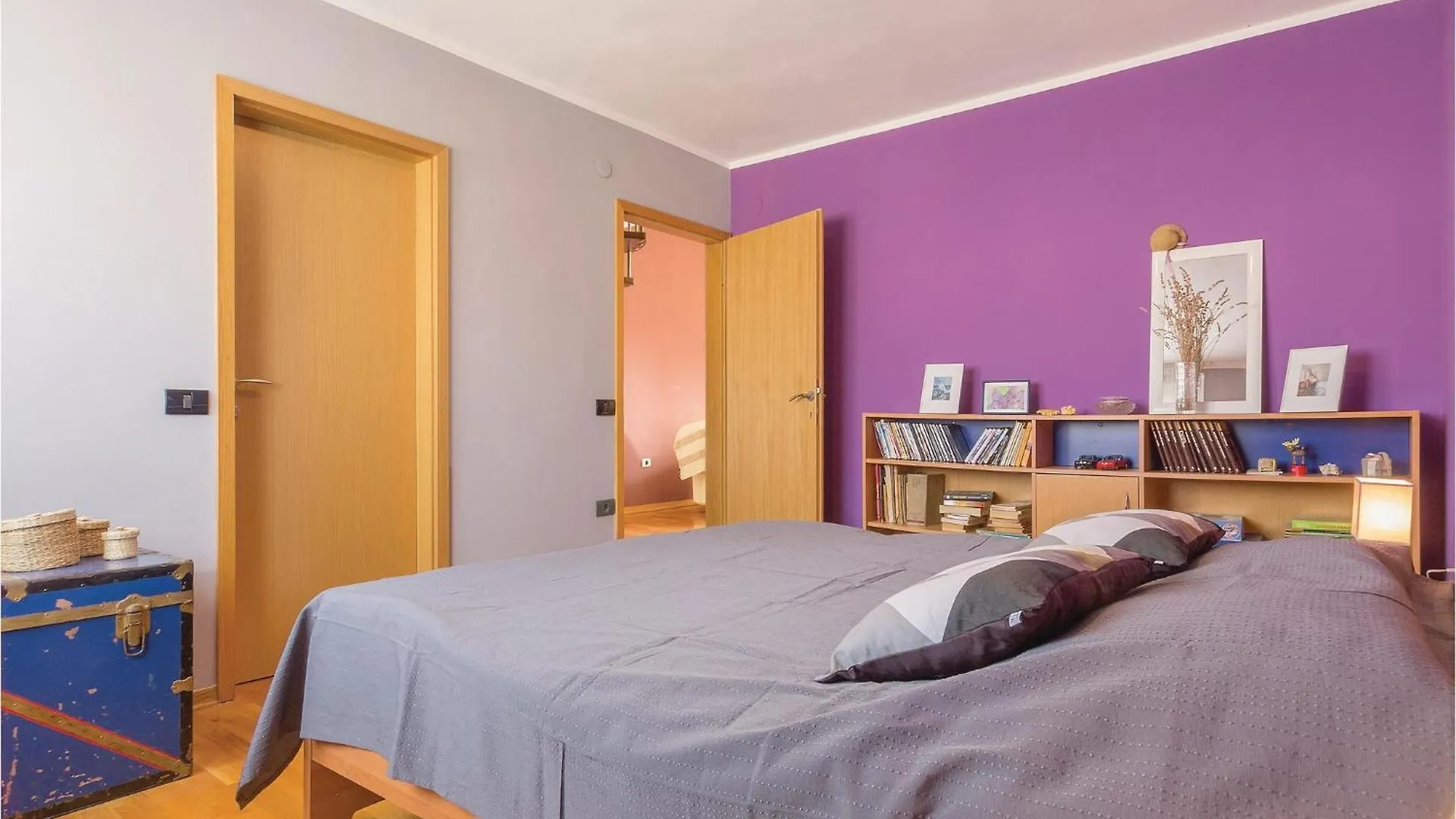 4 Bedroom Stunning Apartment In Pula